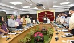 Dr. Mansukh Mandaviya chairs celebrations of Ayushman Bharat health and wellness centres