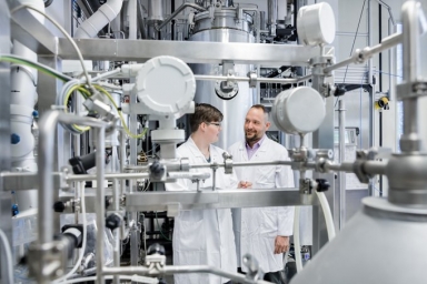 Wacker to build biotechnology center in Munich