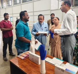 Former health minister Dr Harsh Vardhan visits Wadi Surgicals’ nitrile glove facility at AMTZ