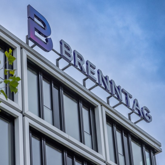 Brenntag and Budenheim partner to expand global access to biopharma phosphate solutions